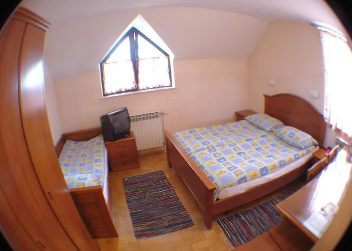 ゲストハウス Janez マリボル